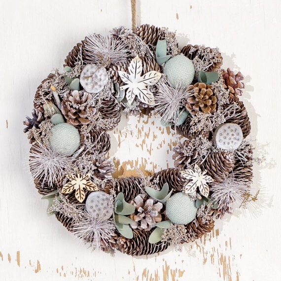 Enchanted Frost Christmas Wreath